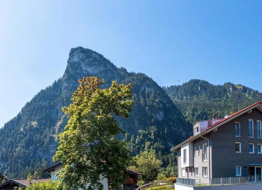 Ferienwohnungen Friedenshoehe In Oberammergau Germany